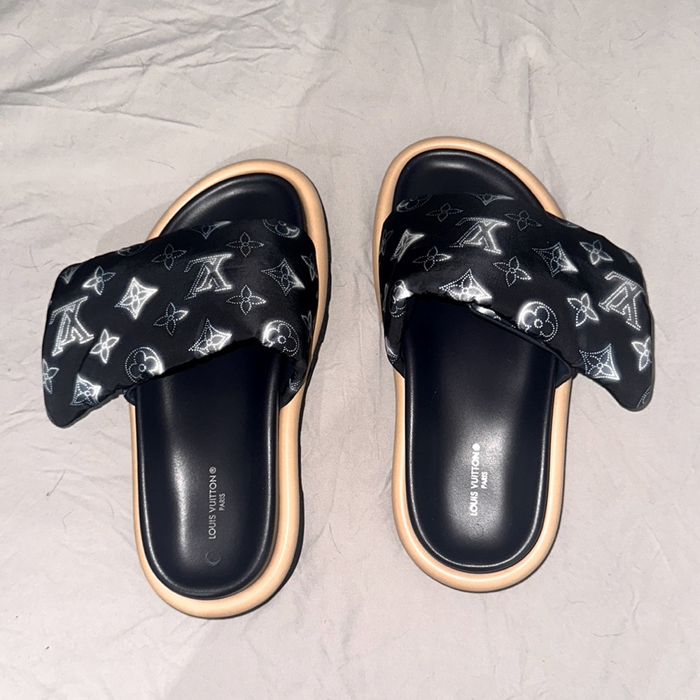 Louis Vuitton pool pillow mules